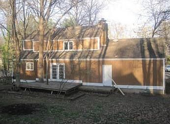 2nd image of 2705 White Cir