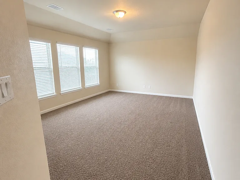 617 Crazy Horse Dr — Photo 7