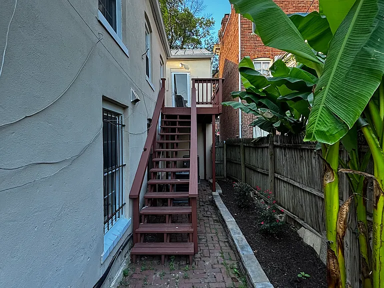 1305 King St #1 — Photo 9
