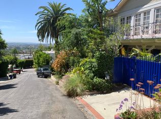 1221 Ozeta Ter, Los Angeles, CA 90069