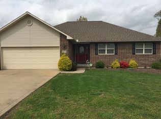 1326 Fox Ridge Ln, Neosho, MO 64850