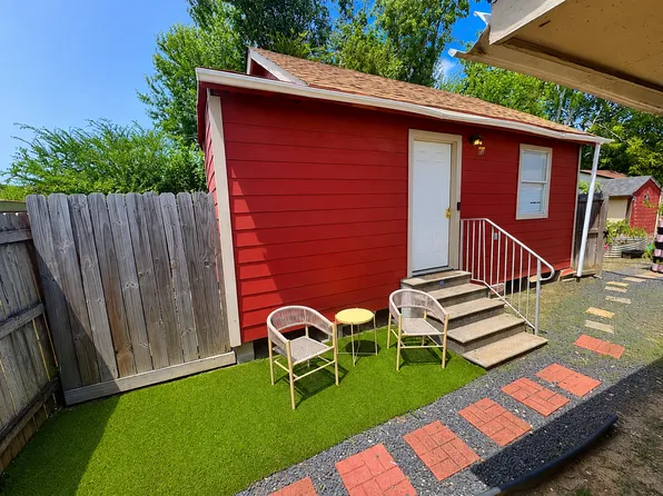 (undisclosed Address), Houston, TX 77048