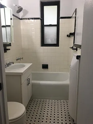 Rented by Manhattan Flats | media 22