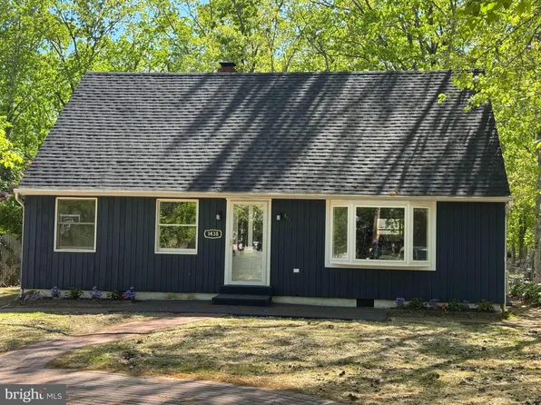 1438 Victory Ave, Williamstown, NJ 08094