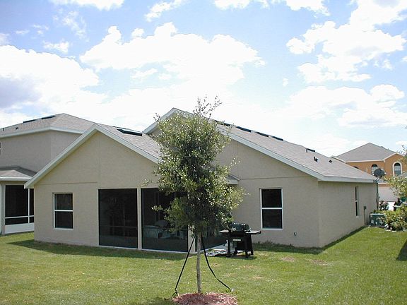 3rd image of 1221 Bexley Ct