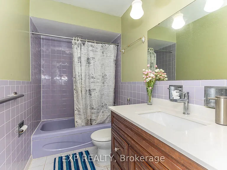 3270 Klaiman Dr — Photo 35