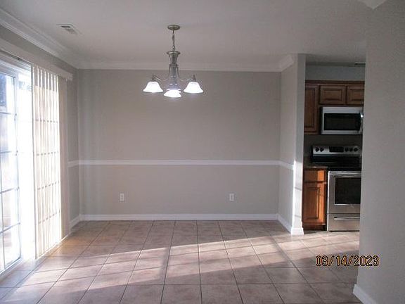4th image of 844 Oakwood Ct