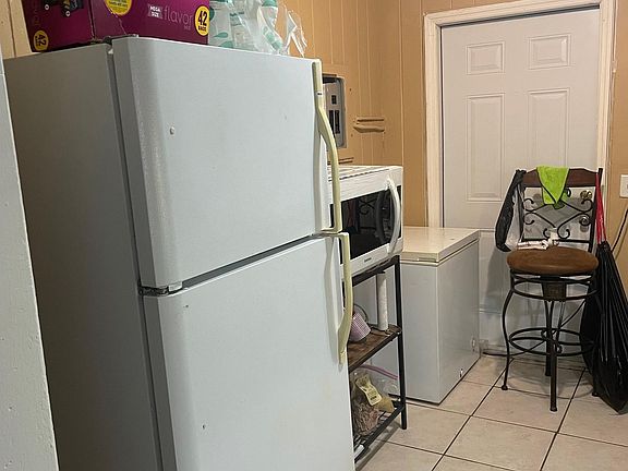 3rd image of 3761 NW 27th Ct