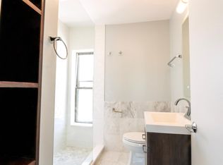 1327 W Erie St APT 4, Chicago, IL 60642