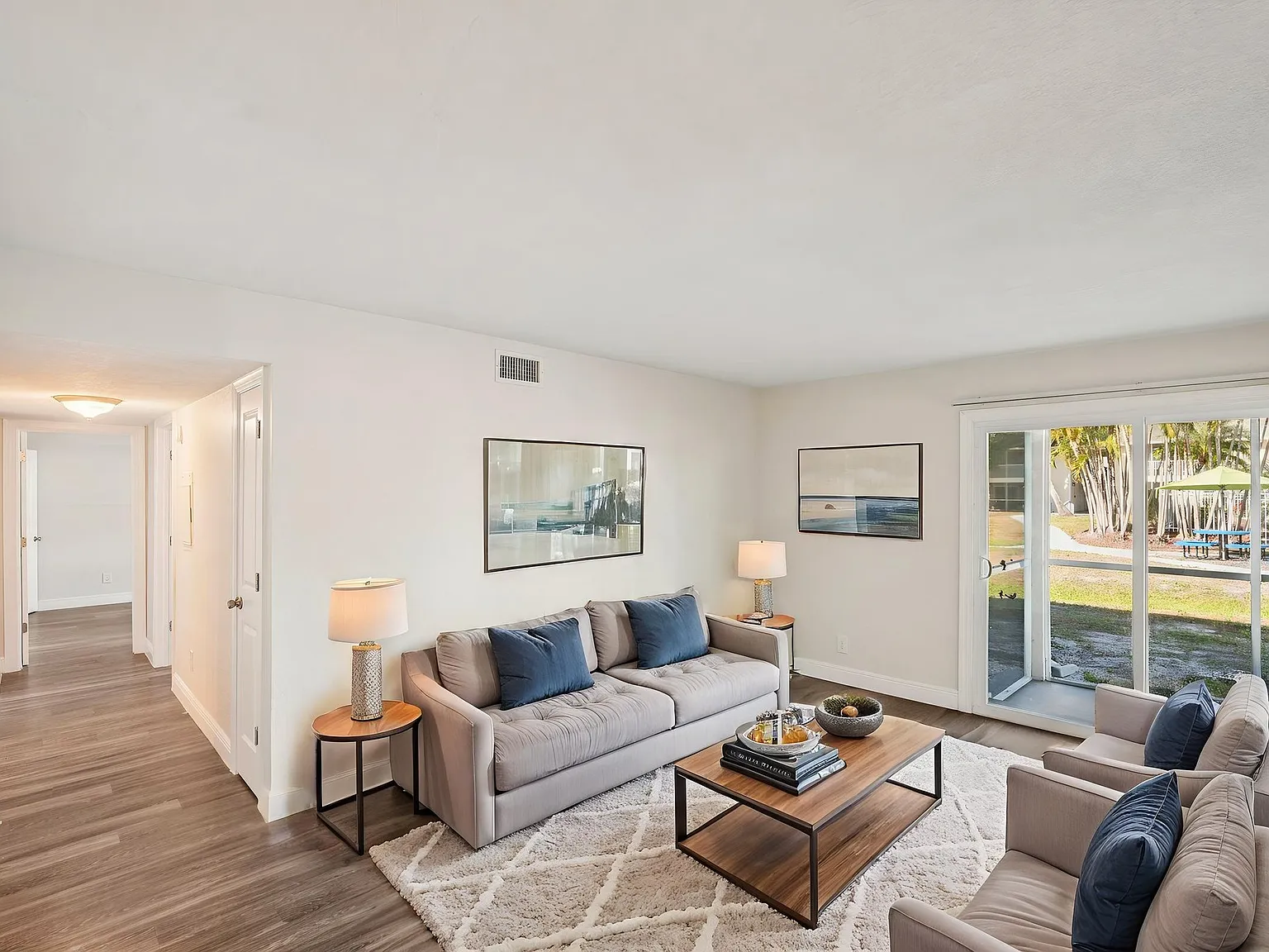 Cypress West Apartments — Photo 4