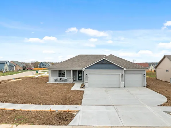 8005 SW 26th St, Topeka, KS 66614