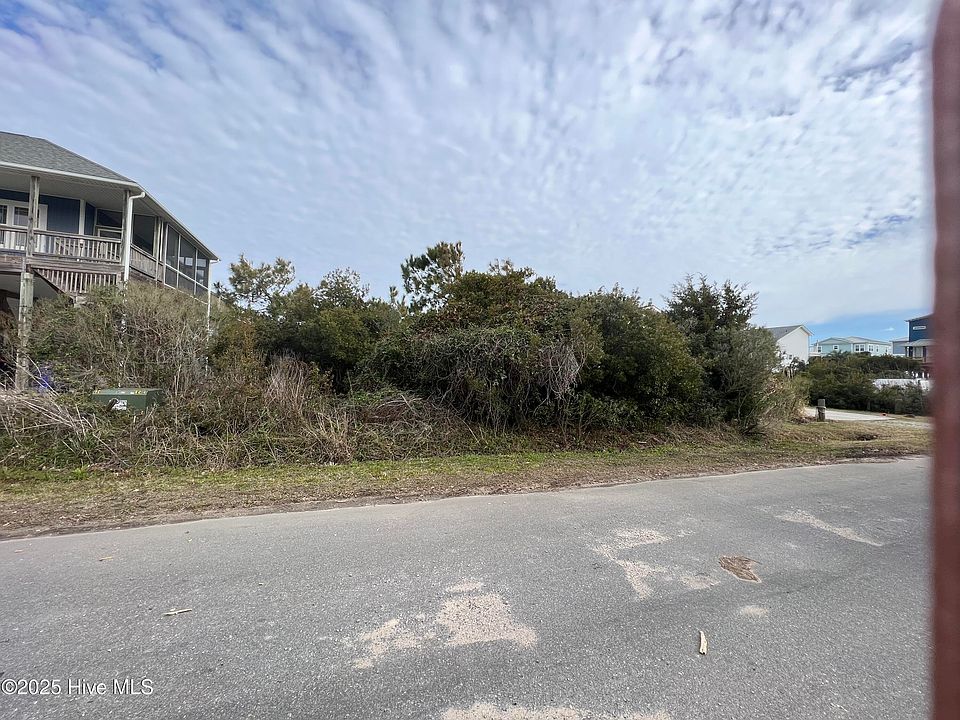 1st image of 116 SE 53rd Street