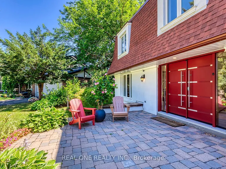 814 Calder Rd — Photo 4