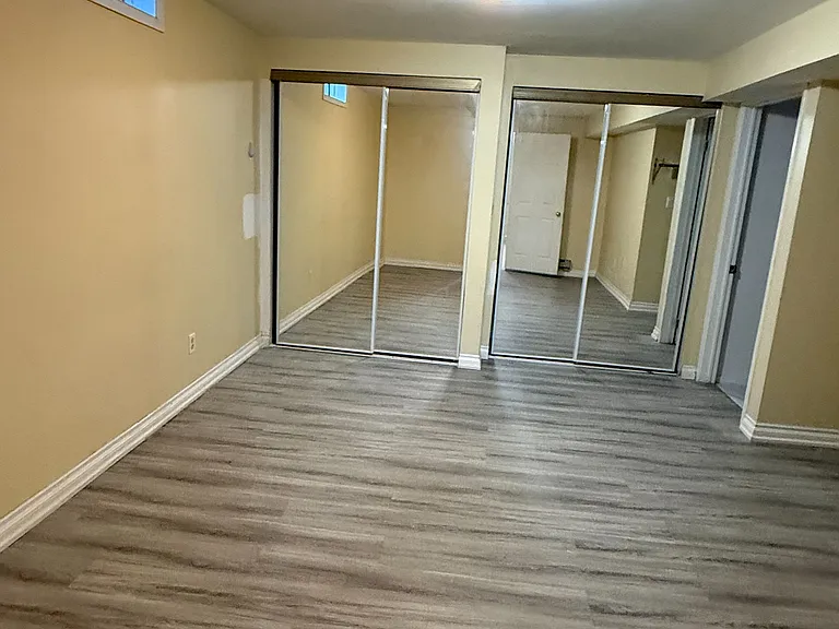 156 Bristol Rd #BASEMENT — Photo 8