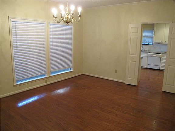 4th image of 3421 Pecos St #C-14