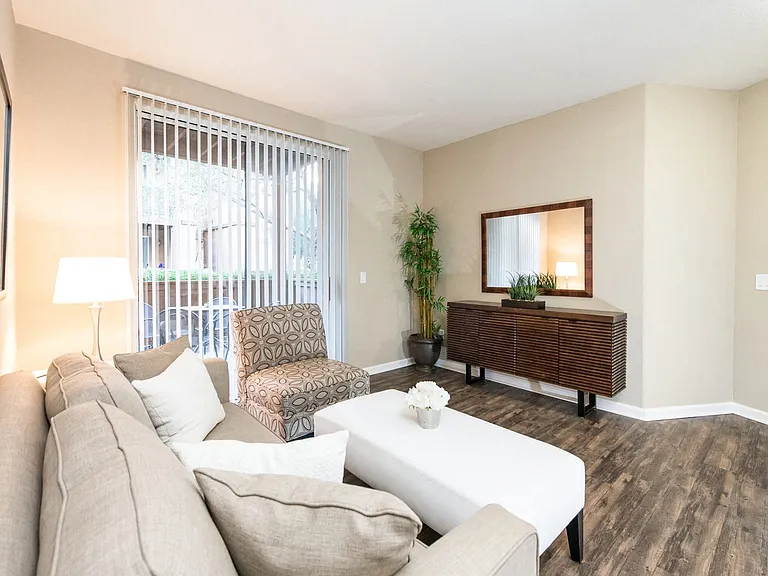 Large living rooms at Renaissance Apartment Homes