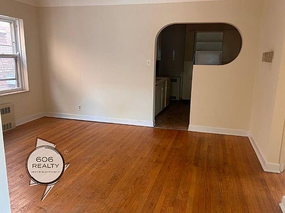 4th image of 1645 Gunderson Ave APT 2C