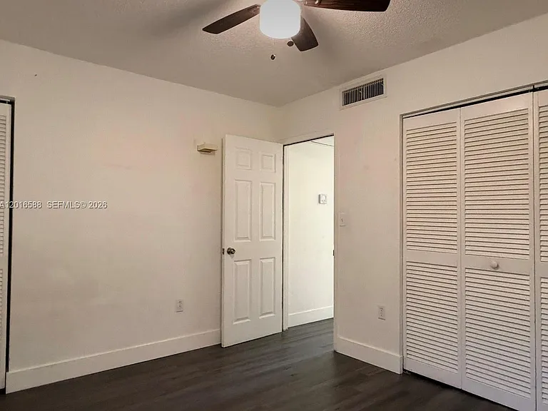 6170 SW 68th St #21 — Photo 7