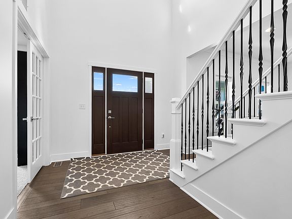 4th image of 7375 Morganshire Ct