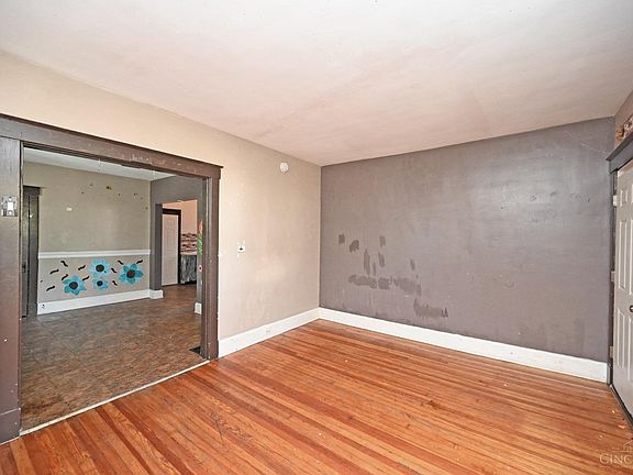 5th image of 4509 Clearview Ave