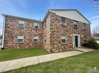 31 S 27th St APT D, Belleville, IL