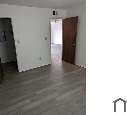 2 bed, $700 — Photo 2