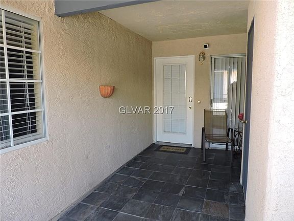 3rd image of 207 N Lamb Blvd