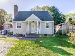 297 Old Post Rd, Clinton, CT 06413