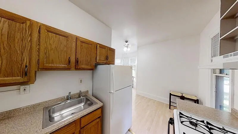 Building Photo - 610 Lawrence St #1