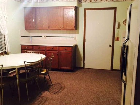 2nd image of 4802 Brannan Dr E #4802