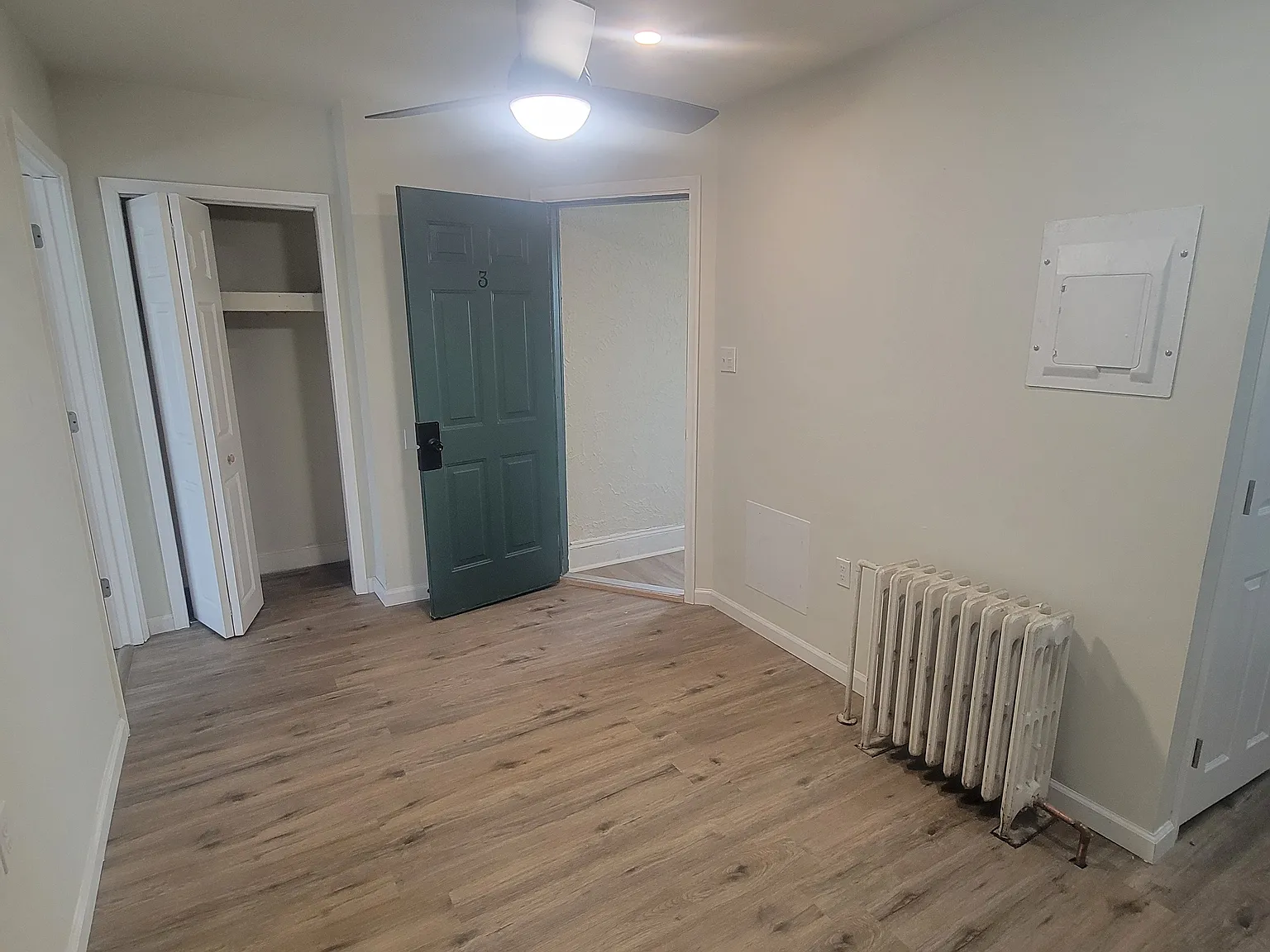 1 bed, $1,200 — Photo 2