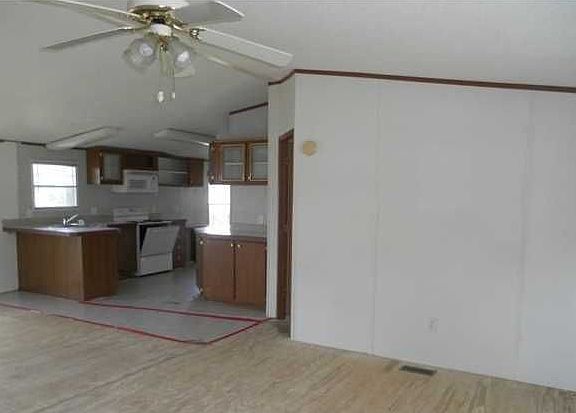 2nd image of 566 Paradise Island Dr