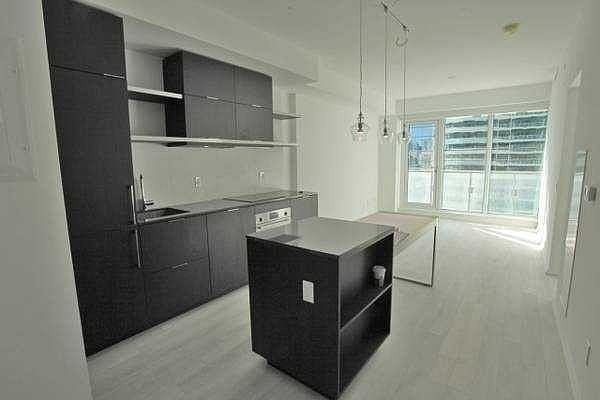 2nd image of 197 Yonge St #1807