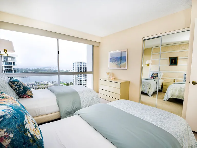 1760 Avenida Del Mundo #1409 — Photo 9