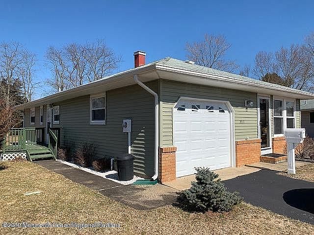 2bed-2bath w/deck & rr patio