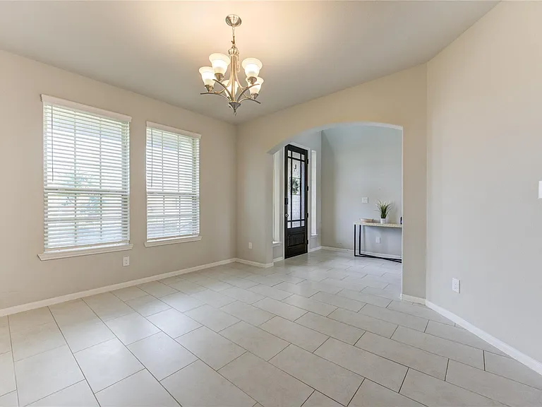 7735 Wrightwood Dr — Photo 3