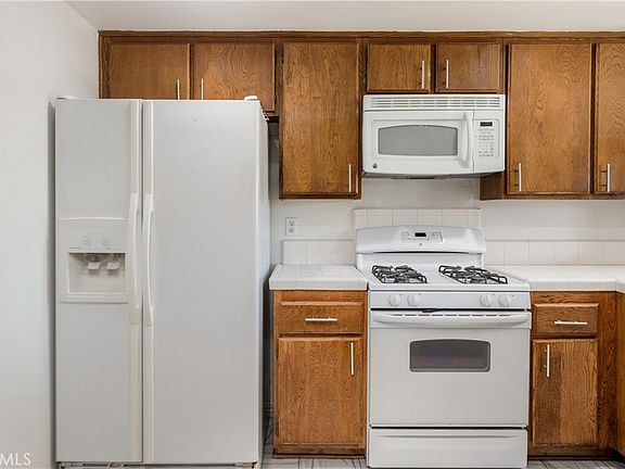 5th image of 7106 Brentwood Ln
