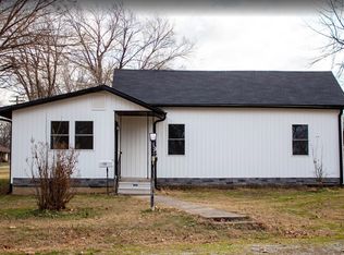 400 Mill St, Lamar, MO 64759