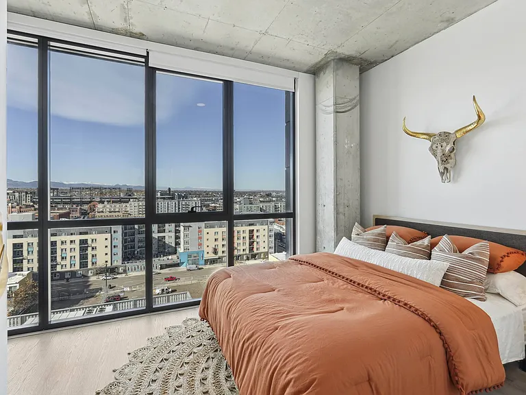 Velaris Living — Photo 26