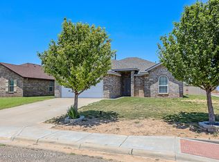 1409 Fox Hollow Ave, Amarillo, TX 79108