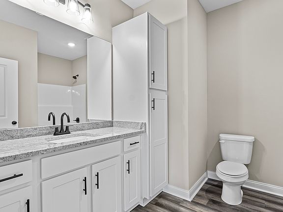 3rd image of 1004 Coachman Dr #C-3