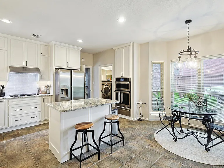 2080 Kamla Rd — Photo 14