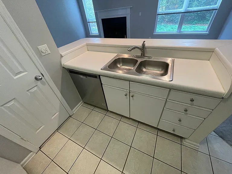 3213 Jade Ct #101 — Photo 12