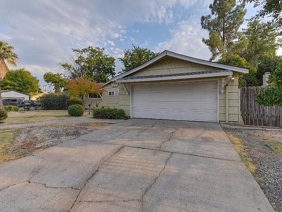 2nd image of 7421 Candlewood Way