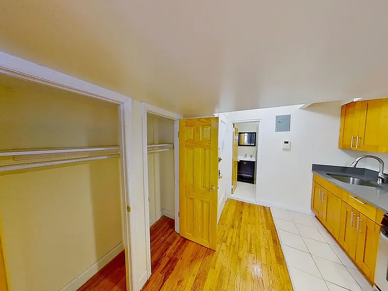 326 E 25th St #5B — Photo 7