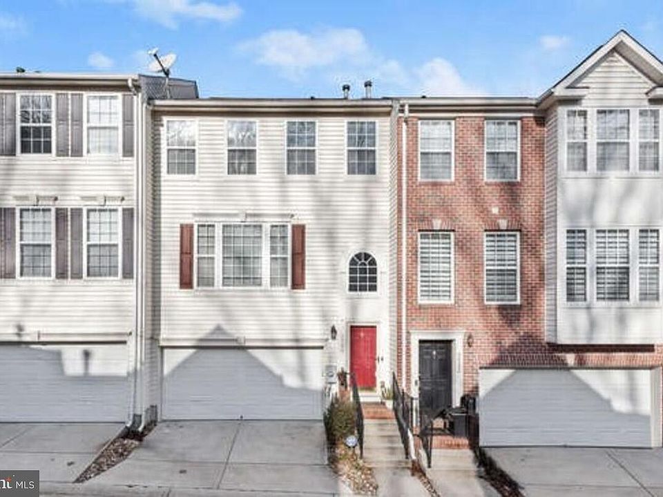 1st image of 7734 Valley Oak Dr Unit 87