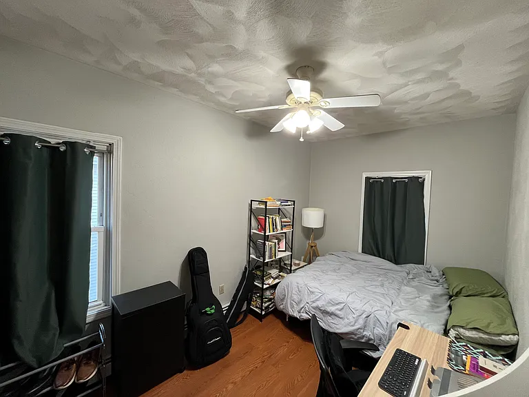 240 Taunton Ave #2 — Photo 7
