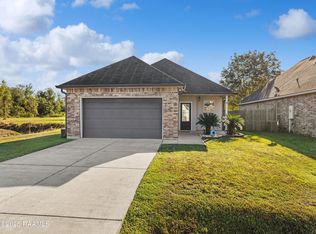 412 Magnolia Knee Dr, Carencro, LA 70520