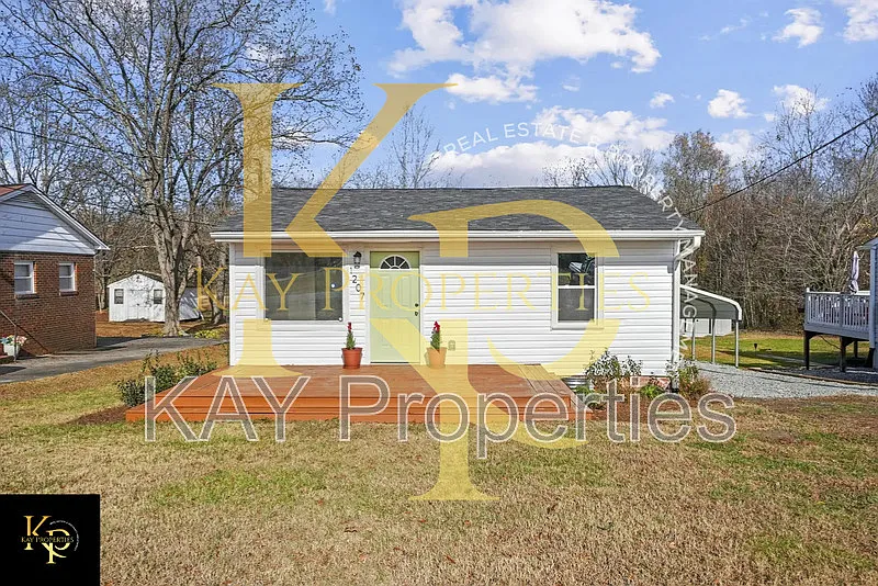2 bed, 2.0 bath, 784 sqft, $1,600 — Photo 1