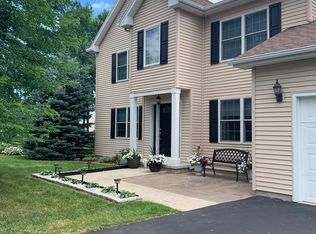 24 Independence Dr, Plattsburgh, NY 12901